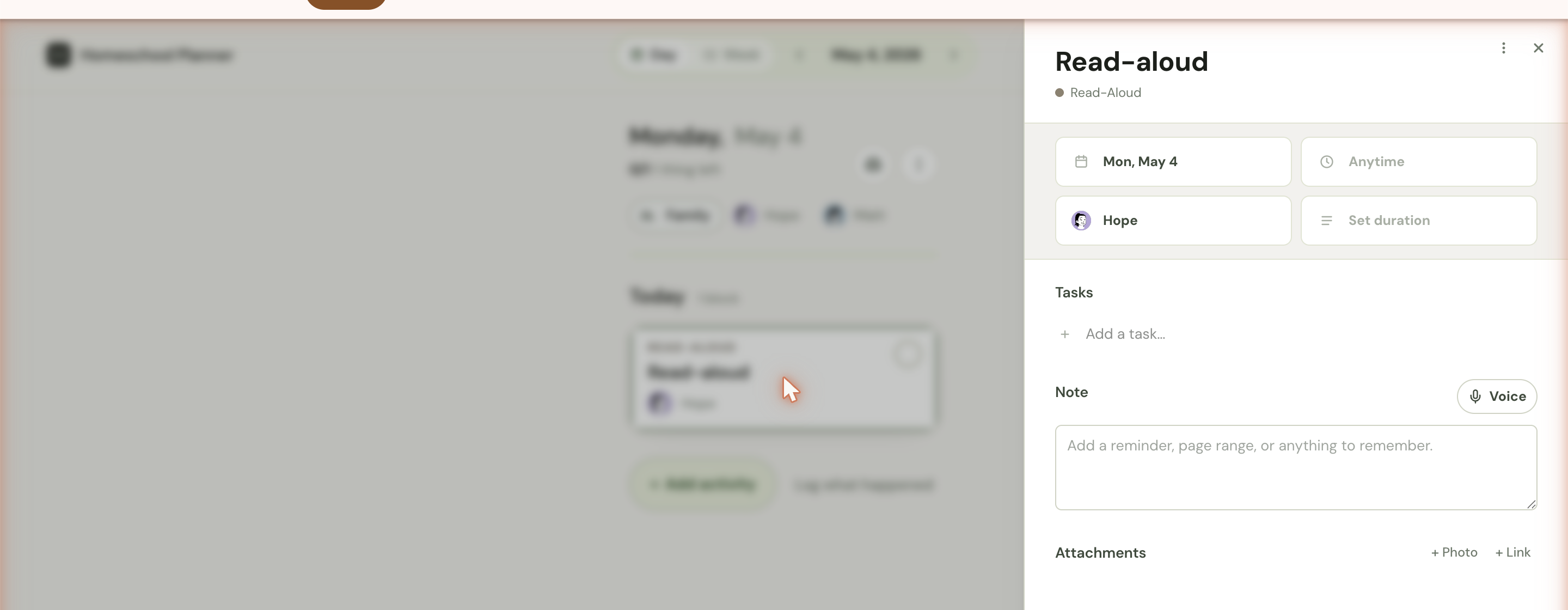 The activity detail panel for a Read-aloud block. Heading 'Read-aloud' with a Read-Aloud subject label, a row of metadata pills (date, time, child, duration), Tasks section with an Add a task line, Note section with a Voice button, an Attachments row, and a green Mark complete button at the bottom.